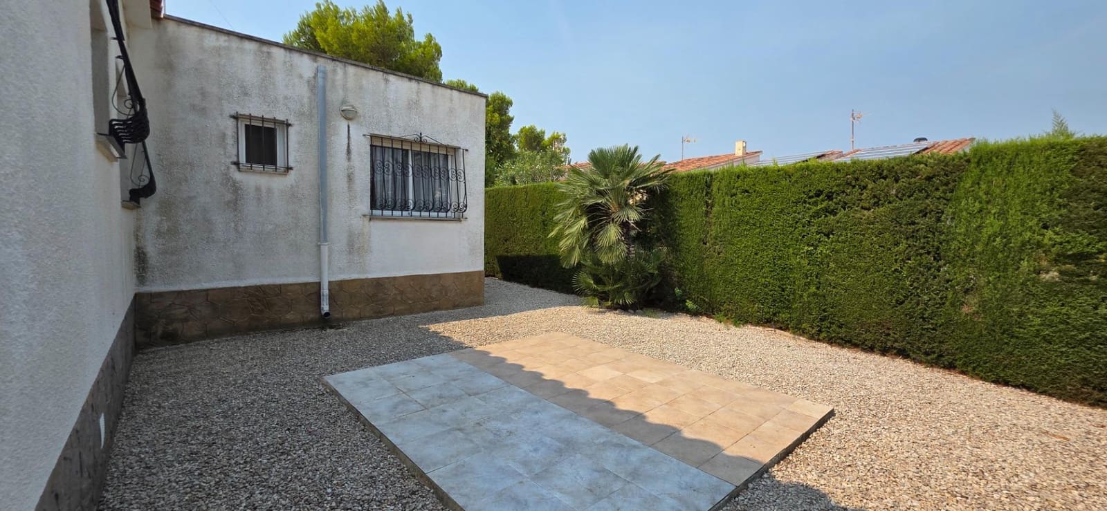 4 sypialnia Willa na sprzedaż w Calafat z basenem garażem - 330 000 € (Ref: 9186853)