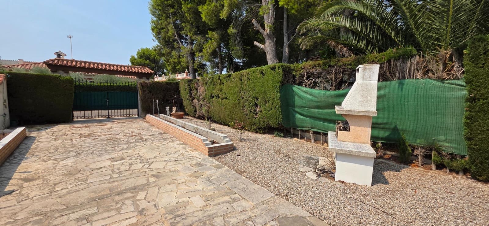 4 sypialnia Willa na sprzedaż w Calafat z basenem garażem - 330 000 € (Ref: 9186853)