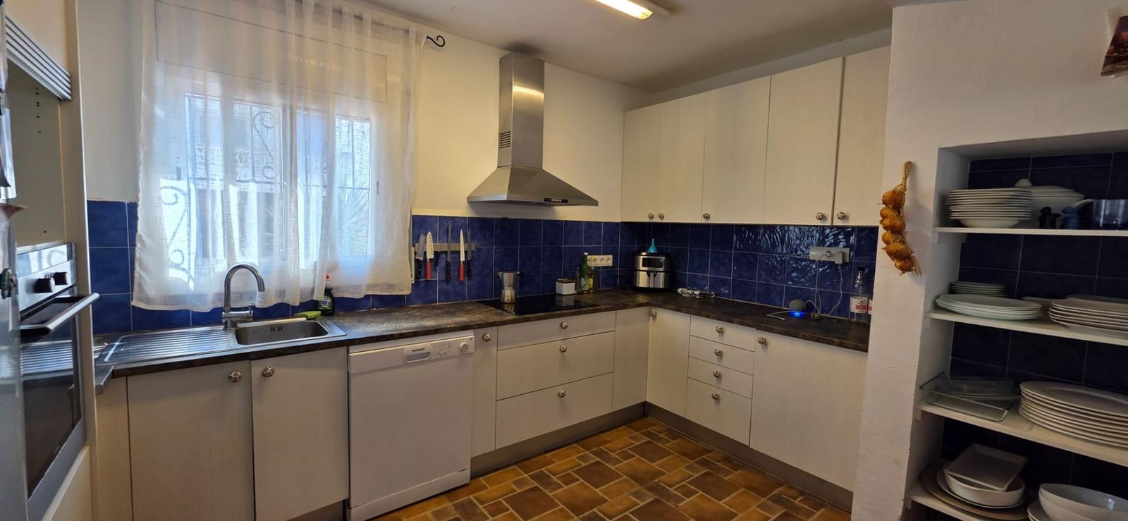 5 soveværelse Villa til salg i L'Ametlla de Mar med swimmingpool garage - € 325.000 (Ref: 9191029)