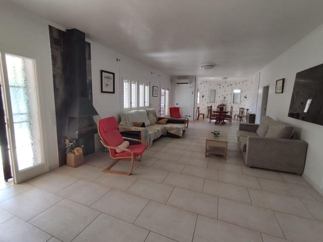 4 sypialnia Willa na sprzedaż w L'Ametlla de Mar z basenem garażem - 385 000 € (Ref: 9192306)