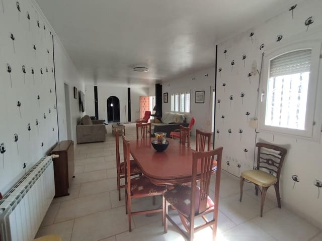 4 sypialnia Willa na sprzedaż w L'Ametlla de Mar z basenem garażem - 385 000 € (Ref: 9192306)