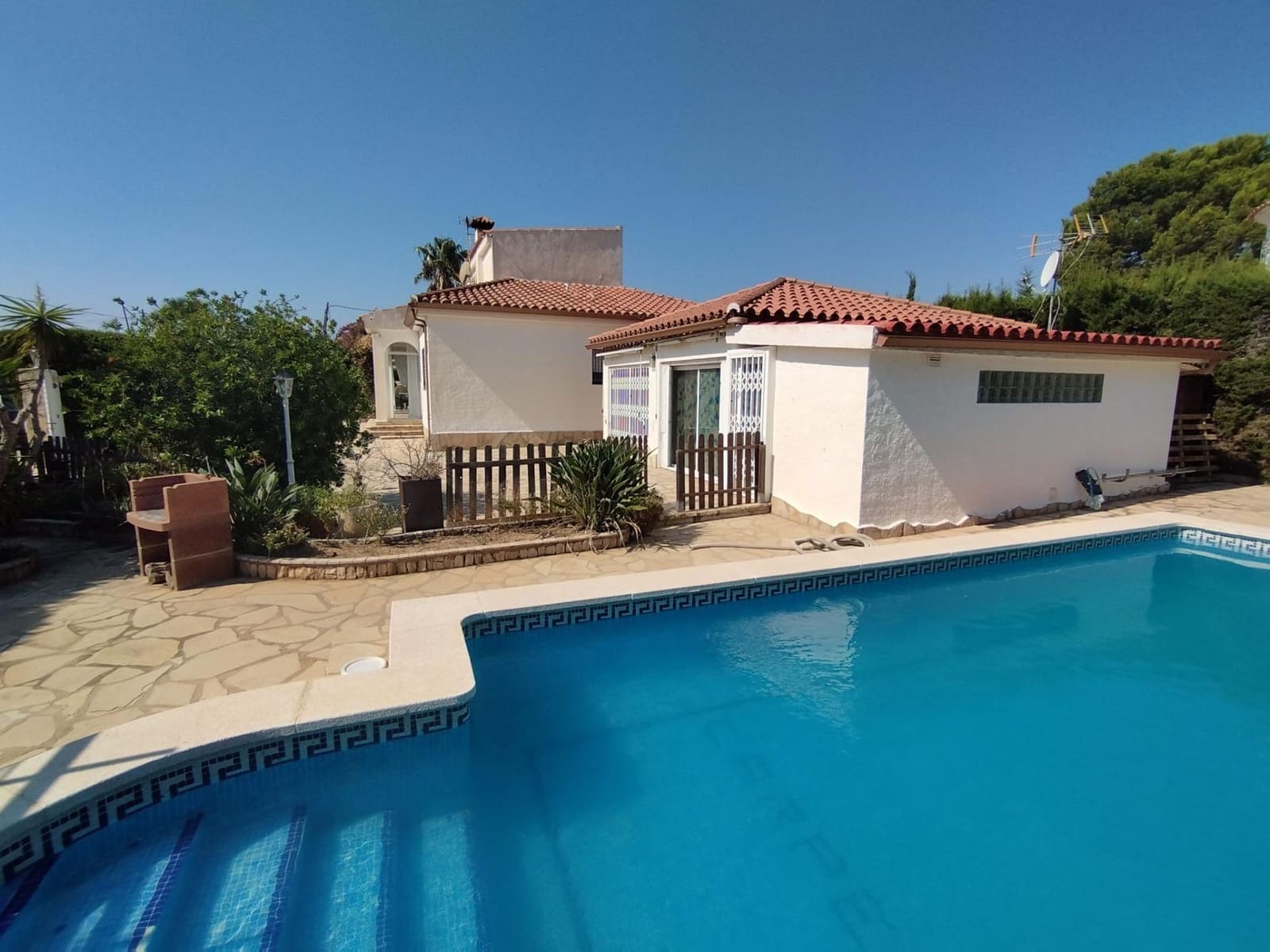 4 soverom Villa til salgs i L'Ametlla de Mar med svømmebasseng garasje - € 385 000 (Ref: 9192306)