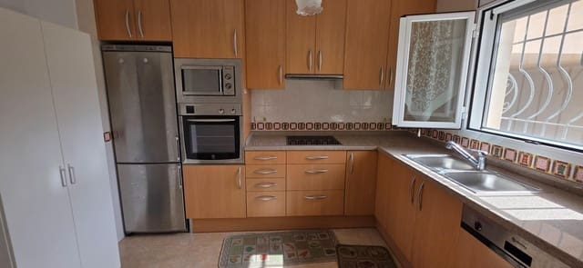 3 soverom Villa til salgs i L'Ametlla de Mar med svømmebasseng garasje - € 345 000 (Ref: 9195486)