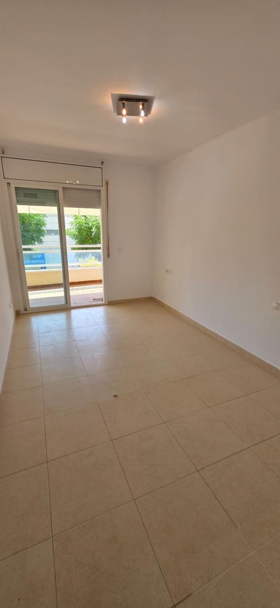 2 soveværelse Lejlighed til salg i Cambrils med swimmingpool - € 252.000 (Ref: 9208268)