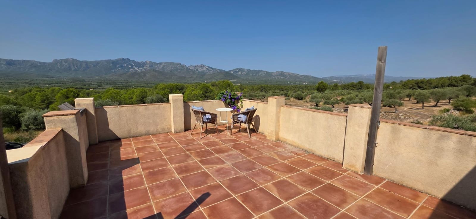 6 slaapkamer Finca/Landhuis te koop in Tivissa met zwembad - € 575.000 (Ref: 9215383)