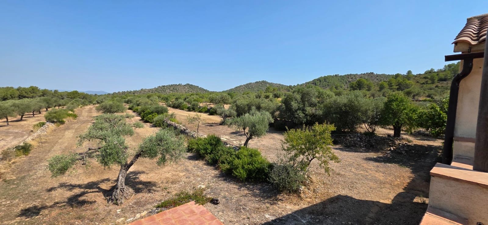 6 slaapkamer Finca/Landhuis te koop in Tivissa met zwembad - € 575.000 (Ref: 9215383)