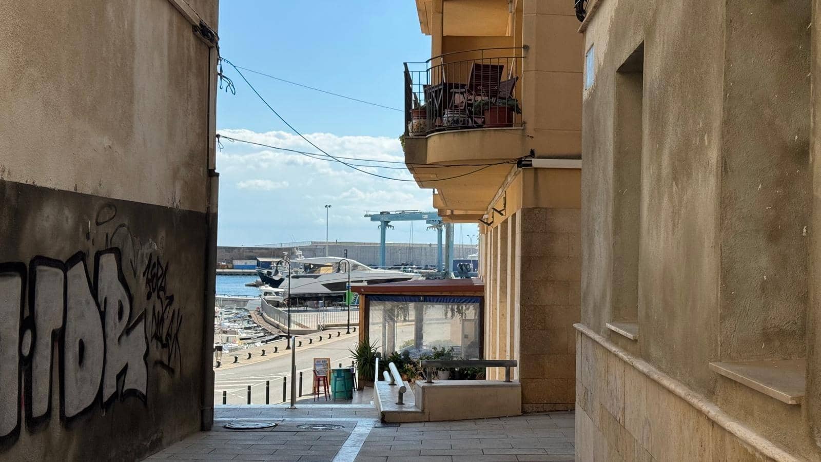 3 slaapkamer Appartement te koop in L'Ametlla de Mar - € 98.000 (Ref: 9276302)