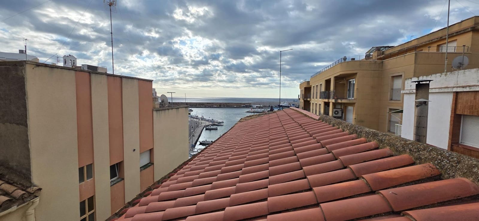 3 slaapkamer Appartement te koop in L'Ametlla de Mar - € 98.000 (Ref: 9276302)