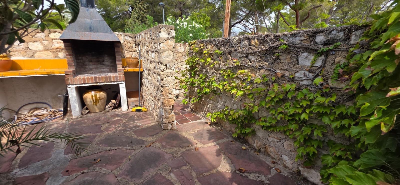 5 soveværelse Villa til salg i Calafat med swimmingpool garage - € 735.777 (Ref: 9334918)