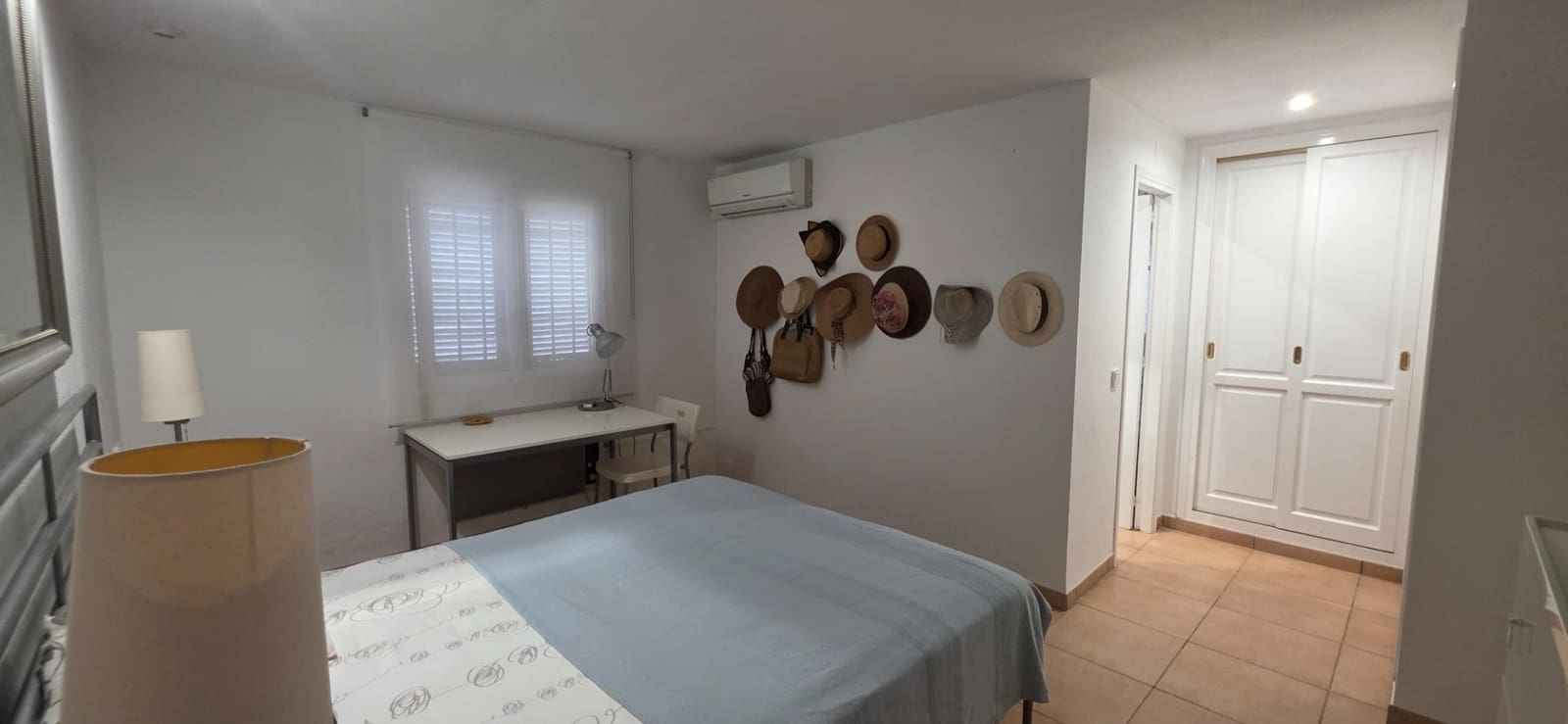 5 soverom Villa til salgs i Calafat med svømmebasseng garasje - € 490 000 (Ref: 9334918)