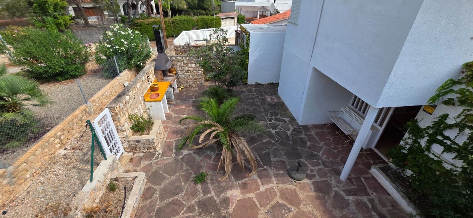 5 soverom Villa til salgs i Calafat med svømmebasseng garasje - € 490 000 (Ref: 9334918)