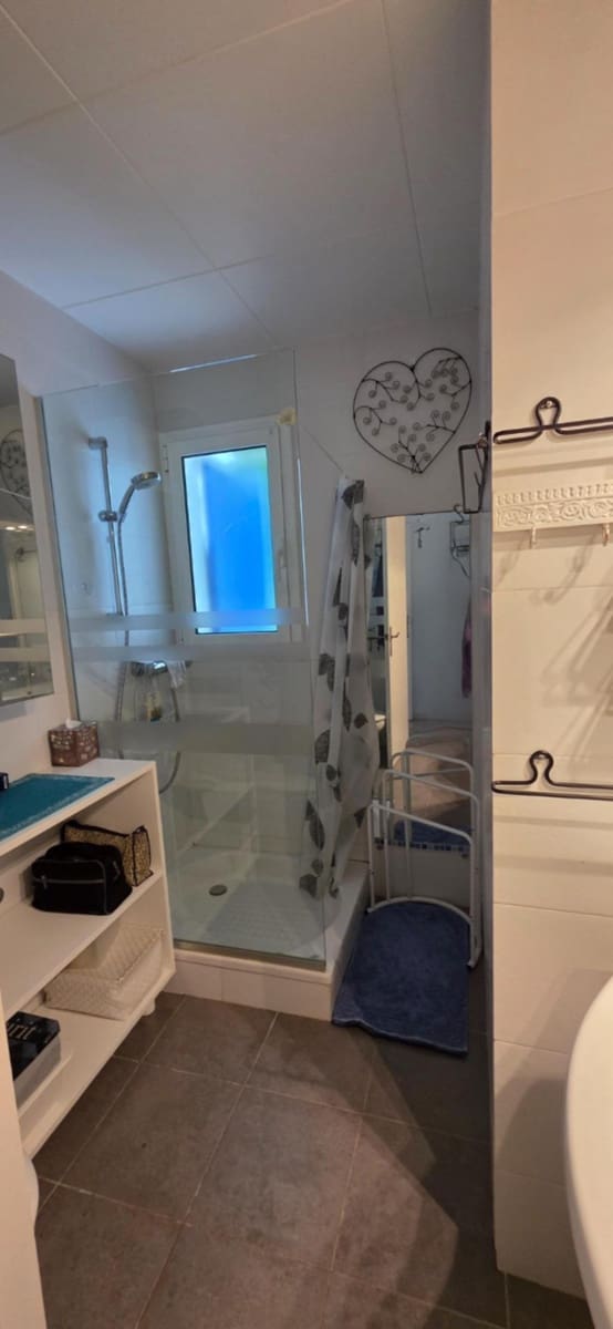 5 sypialnia Willa na sprzedaż w Calafat z basenem garażem - 375 000 € (Ref: 9338007)