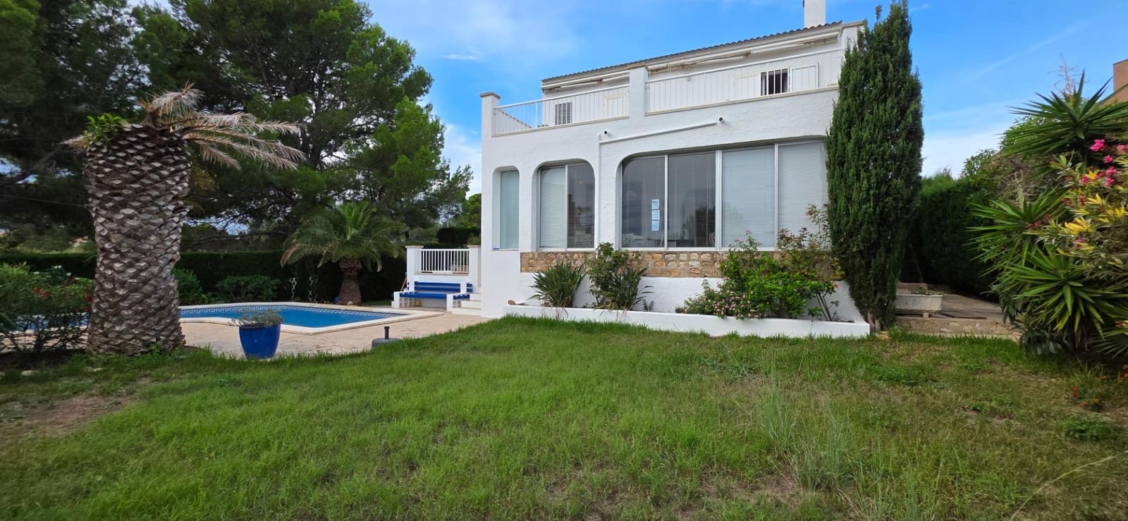 5 sypialnia Willa na sprzedaż w Calafat z basenem garażem - 375 000 € (Ref: 9338007)