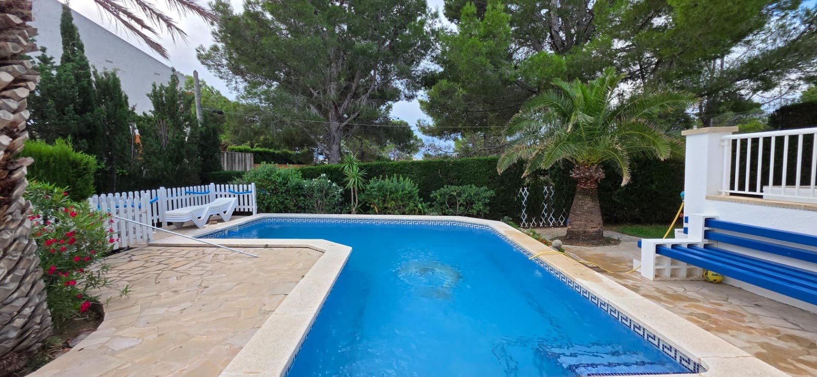 5 sypialnia Willa na sprzedaż w Calafat z basenem garażem - 375 000 € (Ref: 9338007)