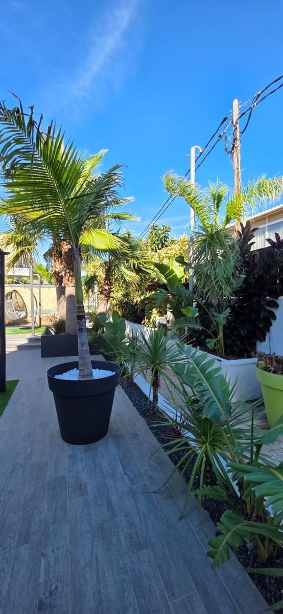 3 bedroom Villa for sale in L'Ametlla de Mar with pool - € 675,000 (Ref: 9355820)