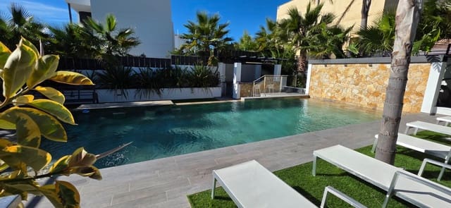 3 soverom Villa til salgs i L'Ametlla de Mar med svømmebasseng - € 675 000 (Ref: 9355820)