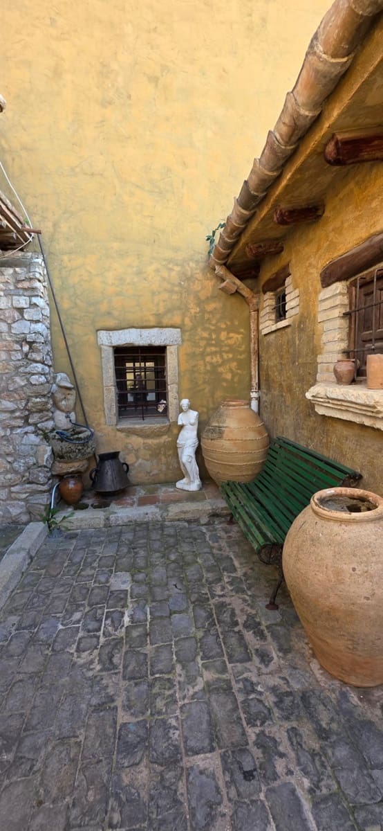 5 bedroom Townhouse for sale in La Riera de Gaia - € 410,000 (Ref: 9355821)