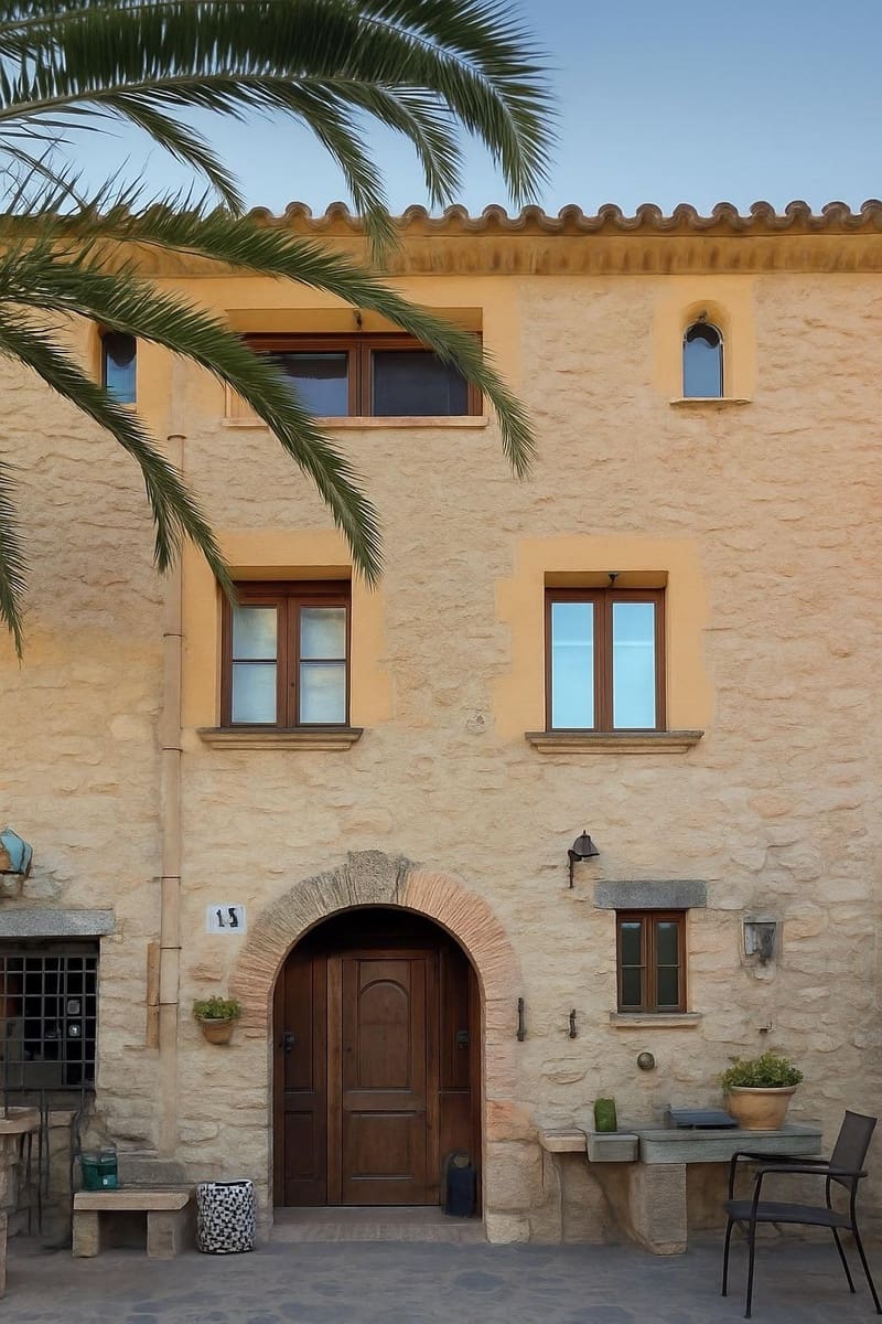 5 bedroom Townhouse for sale in La Riera de Gaia - € 410,000 (Ref: 9355821)