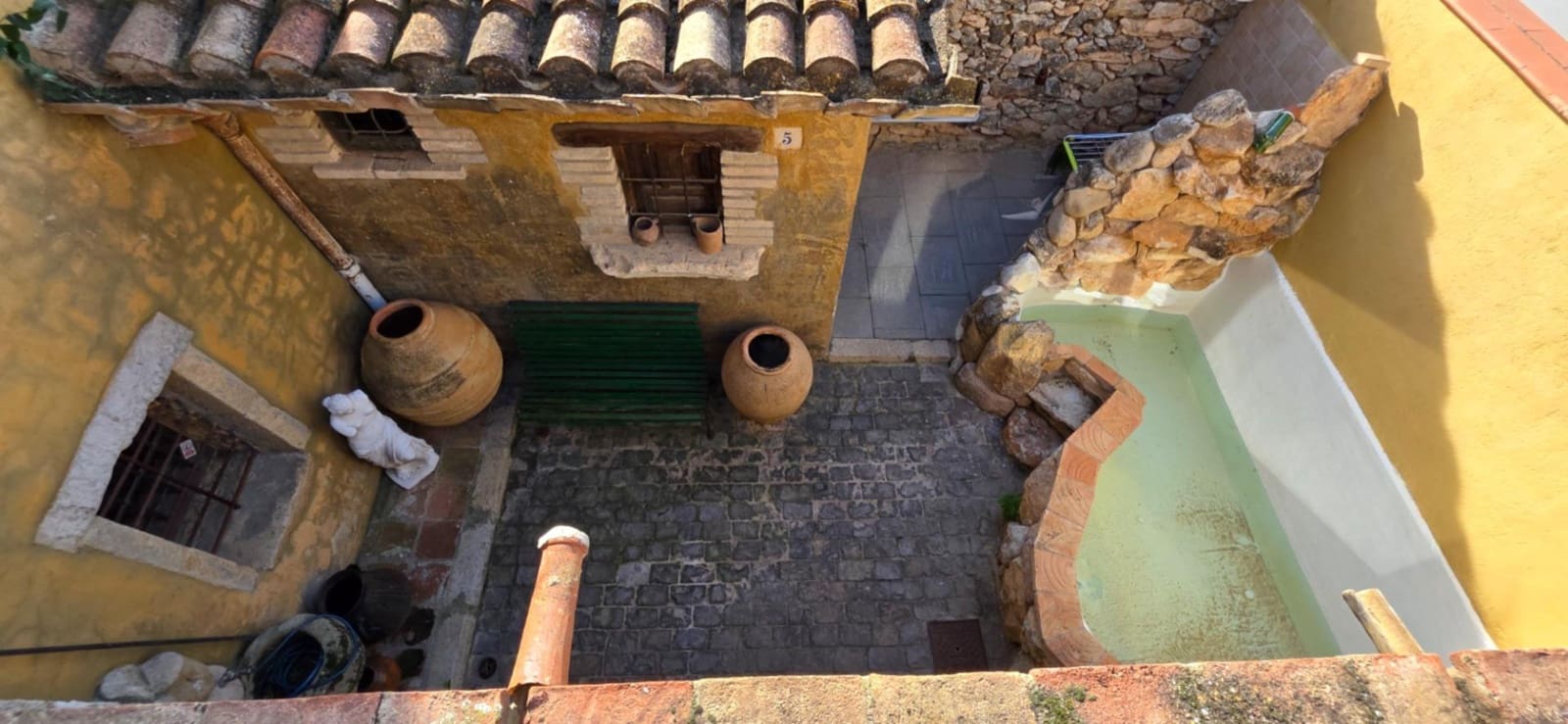 5 bedroom Townhouse for sale in La Riera de Gaia - € 410,000 (Ref: 9355821)