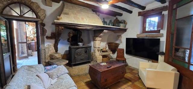 5 bedroom Townhouse for sale in La Riera de Gaià - € 410,000 (Ref: 9355821)