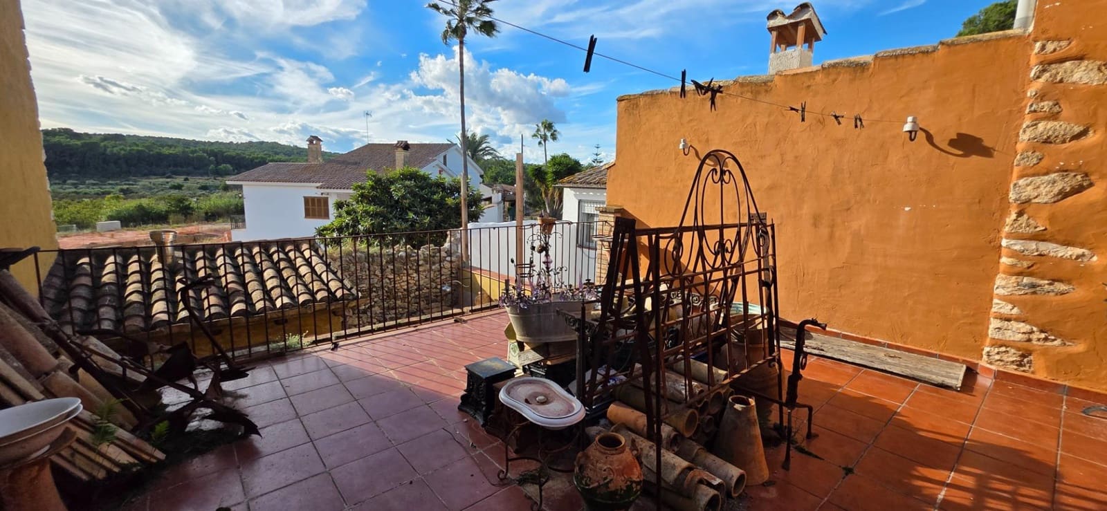 5 bedroom Townhouse for sale in La Riera de Gaia - € 410,000 (Ref: 9355821)