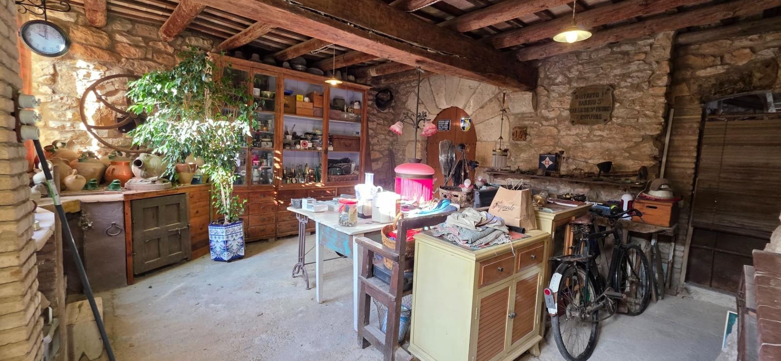 5 bedroom Townhouse for sale in La Riera de Gaia - € 410,000 (Ref: 9355821)