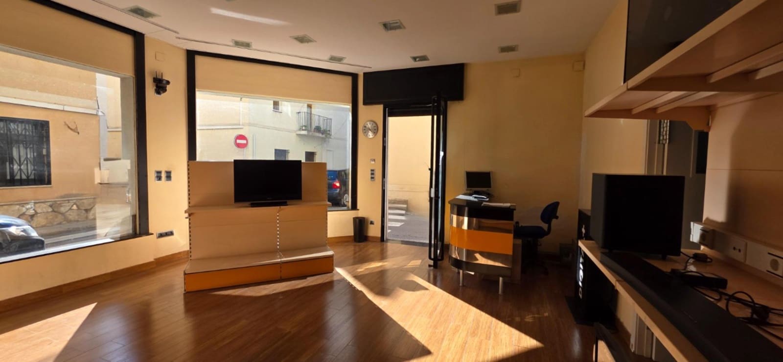 Local Commercial à vendre à L'Ametlla de Mar - 179 900 € (Ref: 9362611)