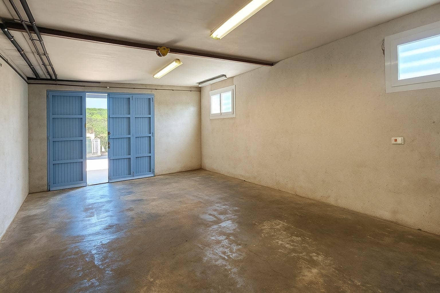 5 bedroom Villa for sale in L'Ametlla de Mar with pool garage - € 1,195,000 (Ref: 9362612)