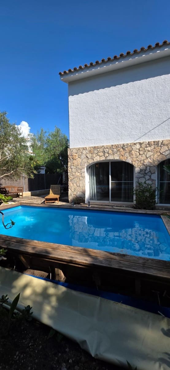 5 bedroom Villa for sale in L'Ametlla de Mar with pool garage - € 995,000 (Ref: 9362612)