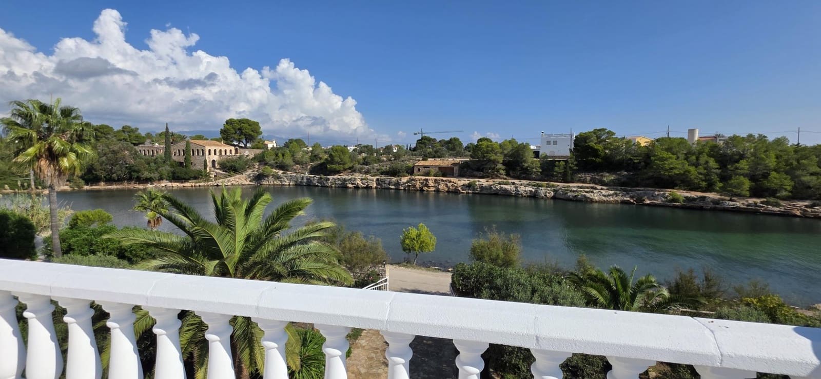 5 bedroom Villa for sale in L'Ametlla de Mar with pool garage - € 995,000 (Ref: 9362612)