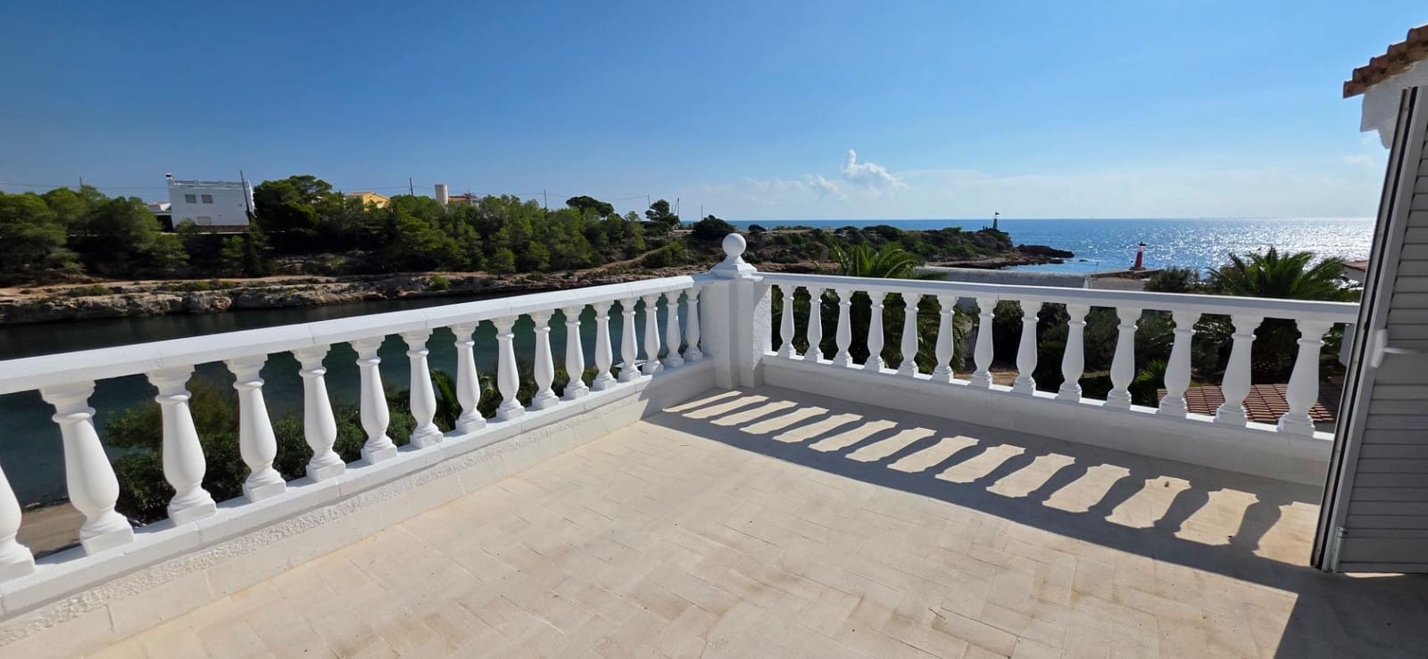 5 bedroom Villa for sale in L'Ametlla de Mar with pool garage - € 995,000 (Ref: 9362612)