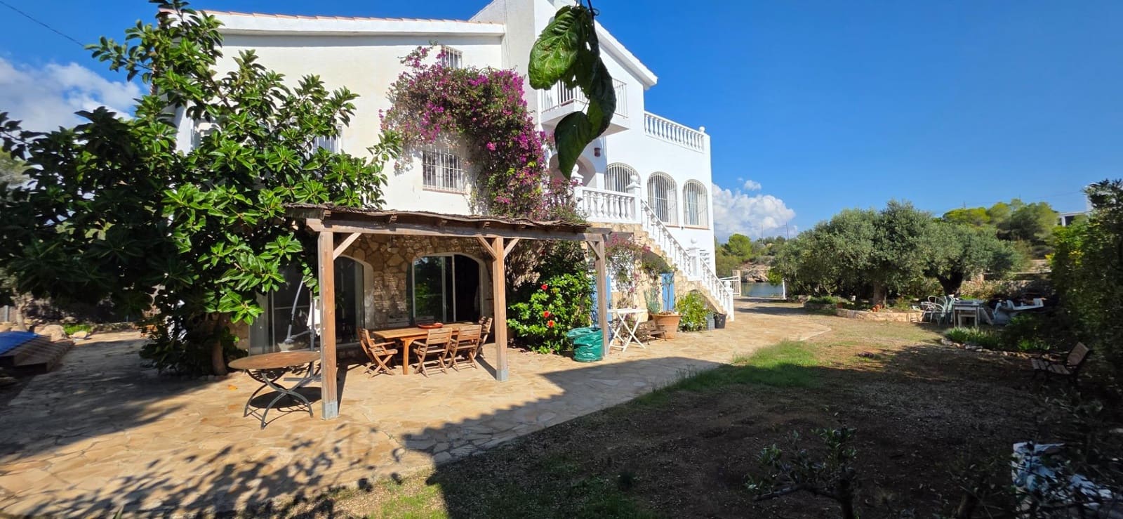 5 bedroom Villa for sale in L'Ametlla de Mar with pool garage - € 995,000 (Ref: 9362612)