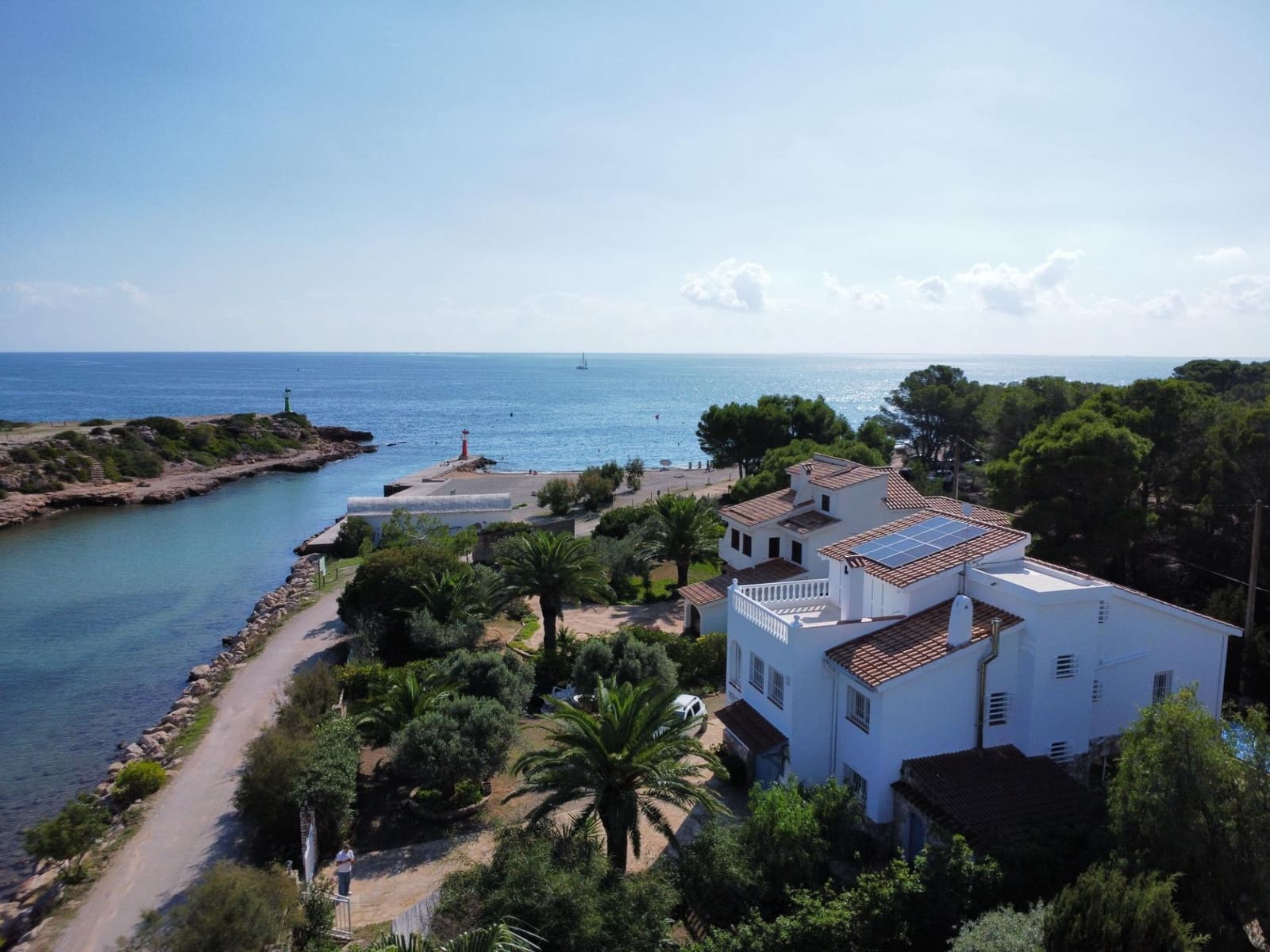 5 bedroom Villa for sale in L'Ametlla de Mar with pool garage - € 995,000 (Ref: 9362612)