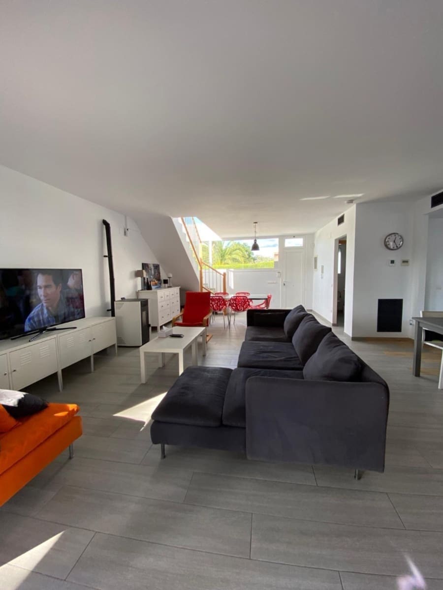 3 slaapkamer Villa te koop in L'Ametlla de Mar met zwembad - € 385.000 (Ref: 9373978)