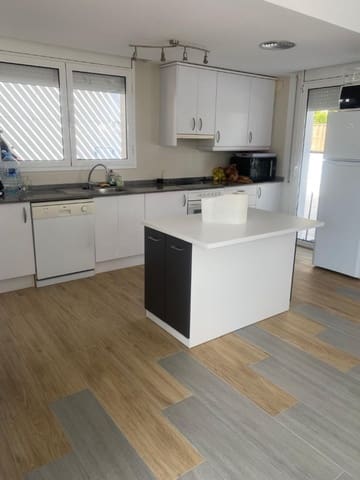 Chalet de 3 habitaciones en L'Ametlla de Mar en venta con piscina - 385.000 € (Ref: 9373978)