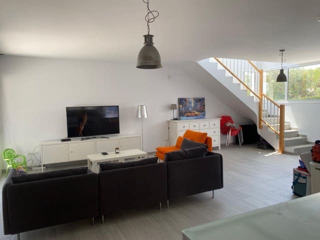 Chalet de 3 habitaciones en L'Ametlla de Mar en venta con piscina - 385.000 € (Ref: 9373978)