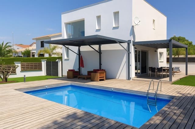 Chalet de 3 habitaciones en L'Ametlla de Mar en venta con piscina - 385.000 € (Ref: 9373978)