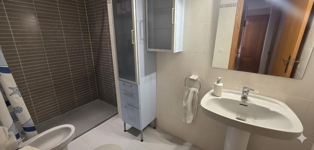 3 slaapkamer Flat te koop in L'Ametlla de Mar met garage - € 220.000 (Ref: 9414073)