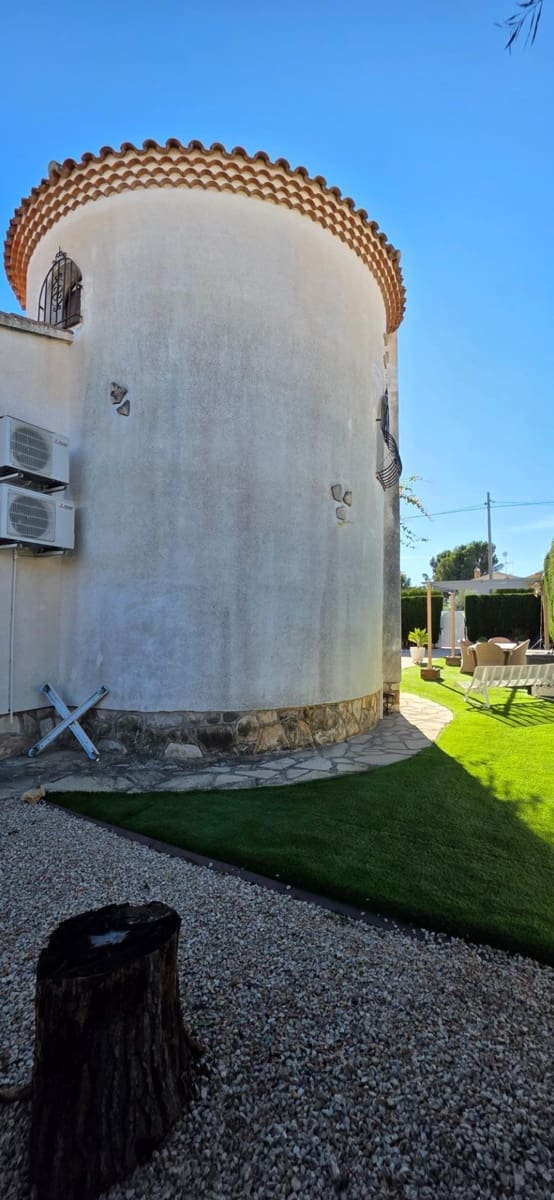 3 sypialnia Willa na sprzedaż w L'Ametlla de Mar z basenem garażem - 363 000 € (Ref: 9431063)