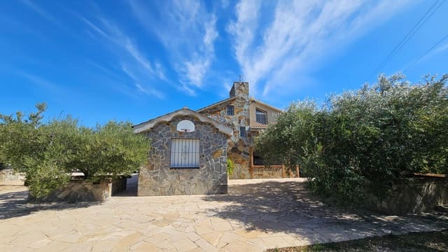 Finca/Casa Rural de 5 habitaciones en L'Ametlla de Mar en venta con piscina - 492.000 € (Ref: 9456230)