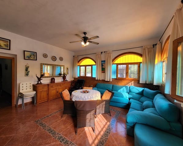 5 Zimmer Finca/Landgut zu verkaufen in L'Ametlla de Mar mit Pool - 492.000 € (Ref: 9456230)