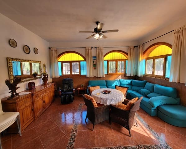 5 Zimmer Finca/Landgut zu verkaufen in L'Ametlla de Mar mit Pool - 492.000 € (Ref: 9456230)