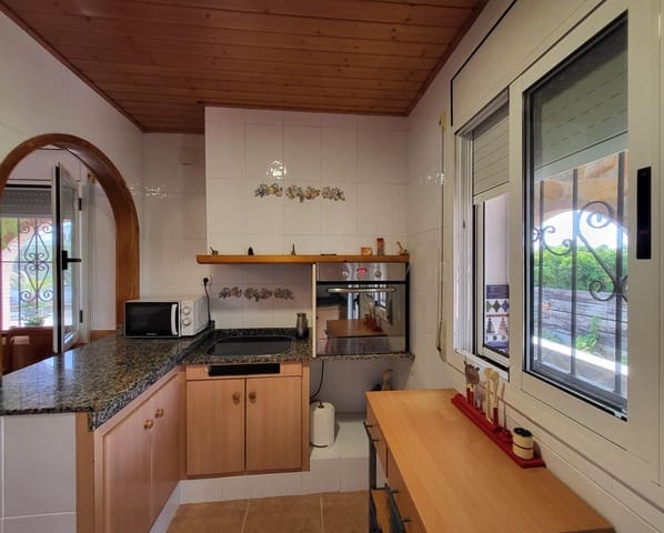 5 Zimmer Finca/Landgut zu verkaufen in L'Ametlla de Mar mit Pool - 492.000 € (Ref: 9456230)