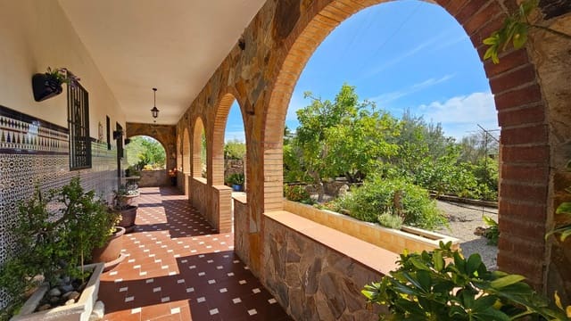 5 Zimmer Finca/Landgut zu verkaufen in L'Ametlla de Mar mit Pool - 492.000 € (Ref: 9456230)