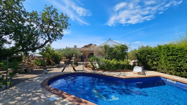 5 Zimmer Finca/Landgut zu verkaufen in L'Ametlla de Mar mit Pool - 492.000 € (Ref: 9456230)