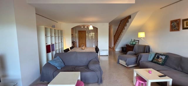 4 bedroom Apartment for sale in L'Ametlla de Mar with garage - € 350,000 (Ref: 9456231)