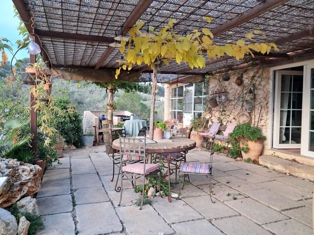 3 slaapkamer Finca/Landhuis te koop in El Perelló met garage - € 495.000 (Ref: 9468470)