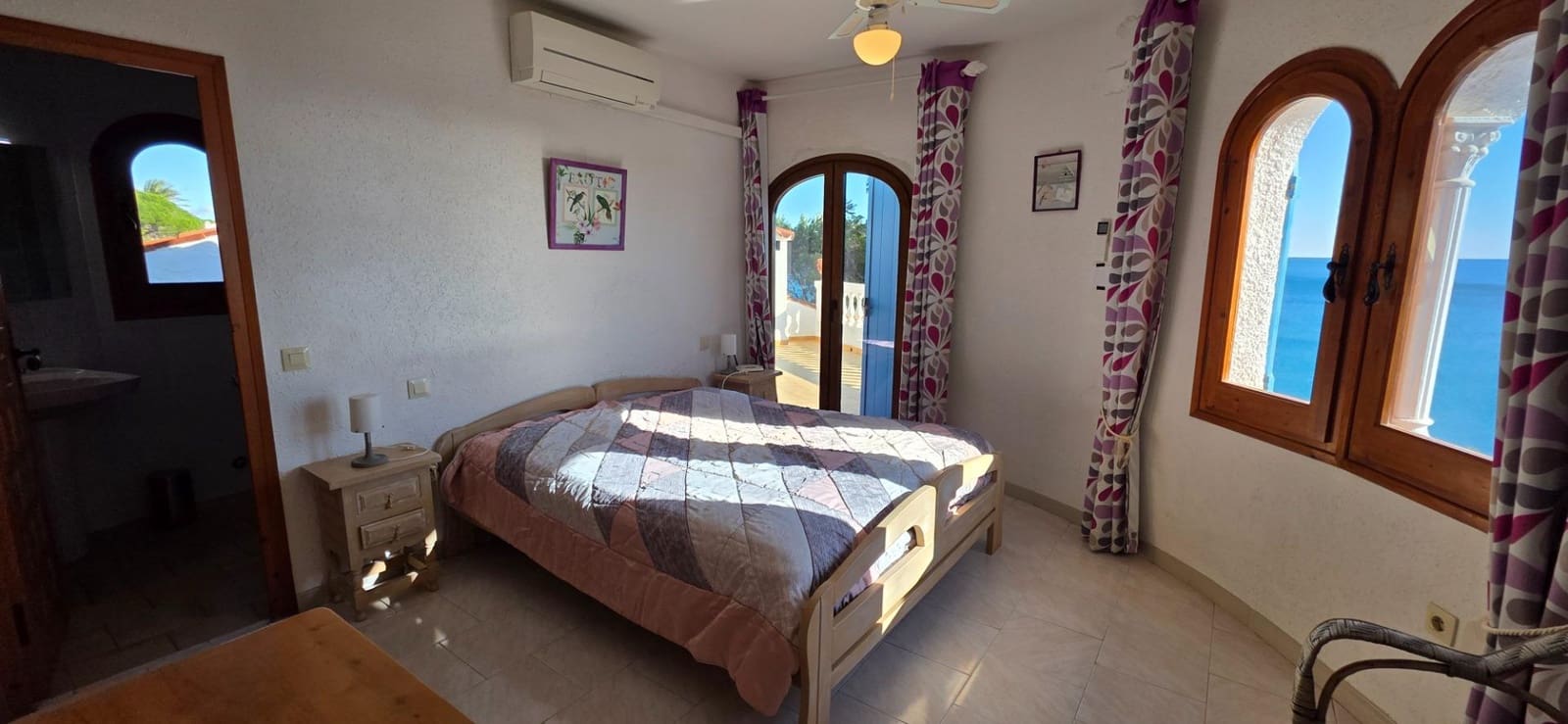 3 soveværelse Villa til salg i Calafat med swimmingpool - € 800.000 (Ref: 9485282)