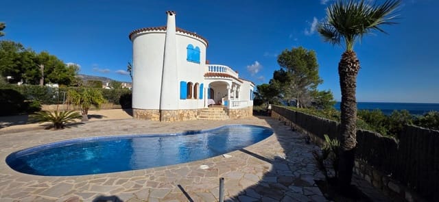 3 soveværelse Villa til salg i Calafat, L'Ametlla de Mar med swimmingpool - € 800.000 (Ref: 9485282)