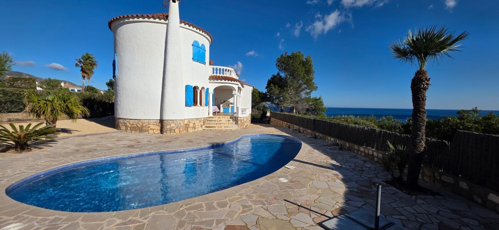 3 soveværelse Villa til salg i Calafat med swimmingpool - € 800.000 (Ref: 9485282)